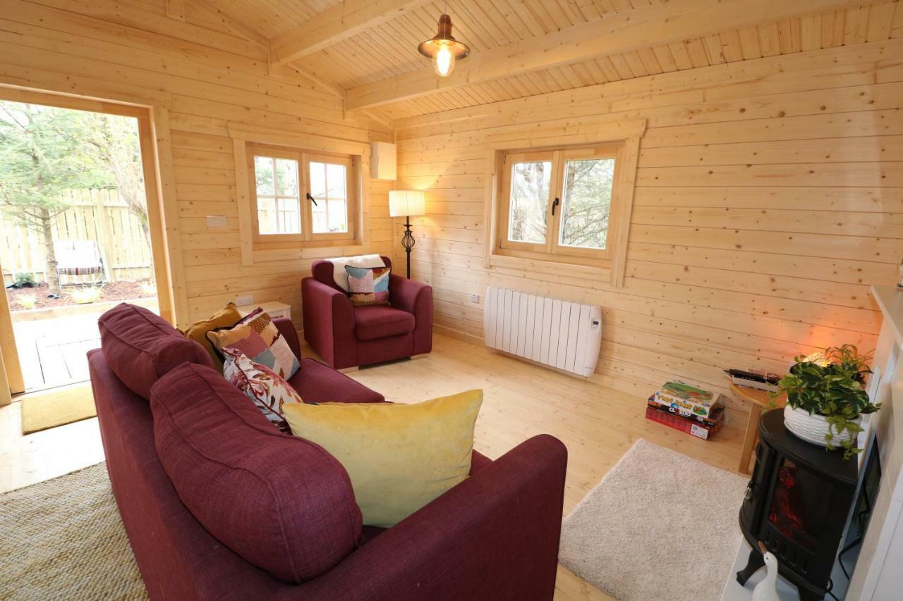 Inisean Lodge Log Cabin -Part Of Inisean B&B Dunglow Exterior foto